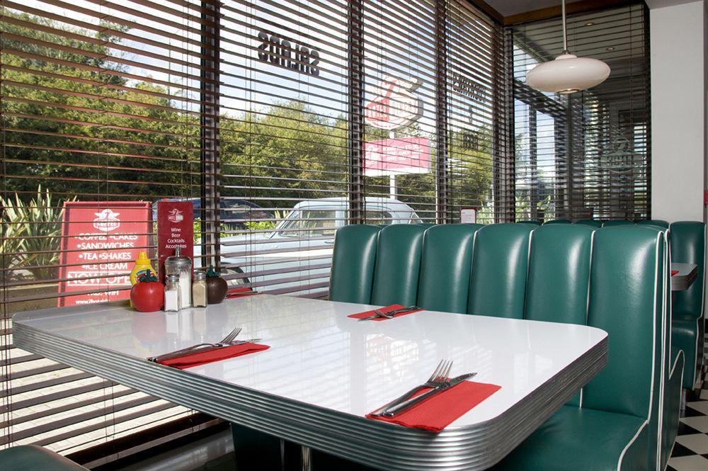 7Hotel Diner Halstead  Luaran gambar