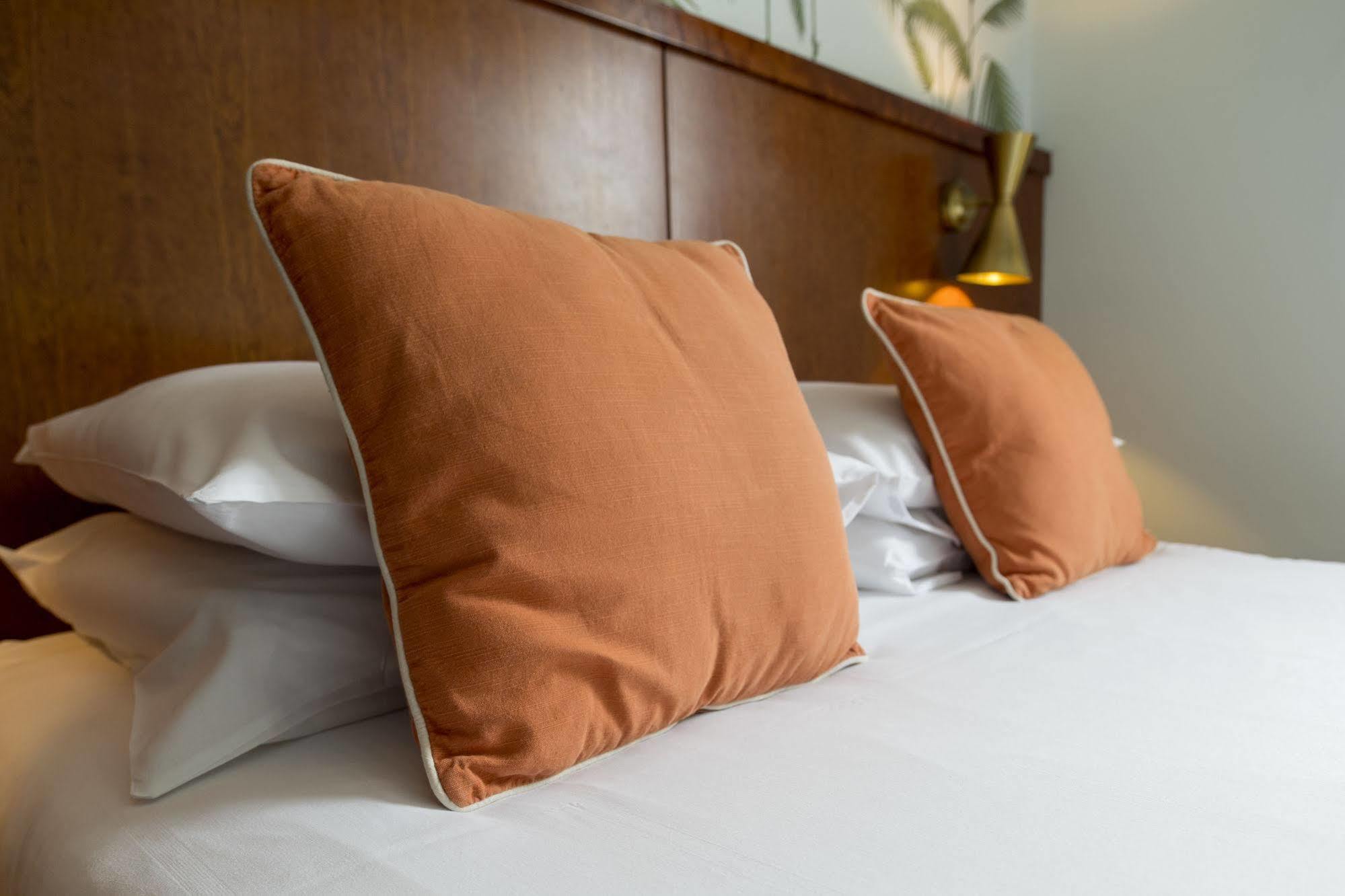 7Hotel Diner Halstead  Luaran gambar