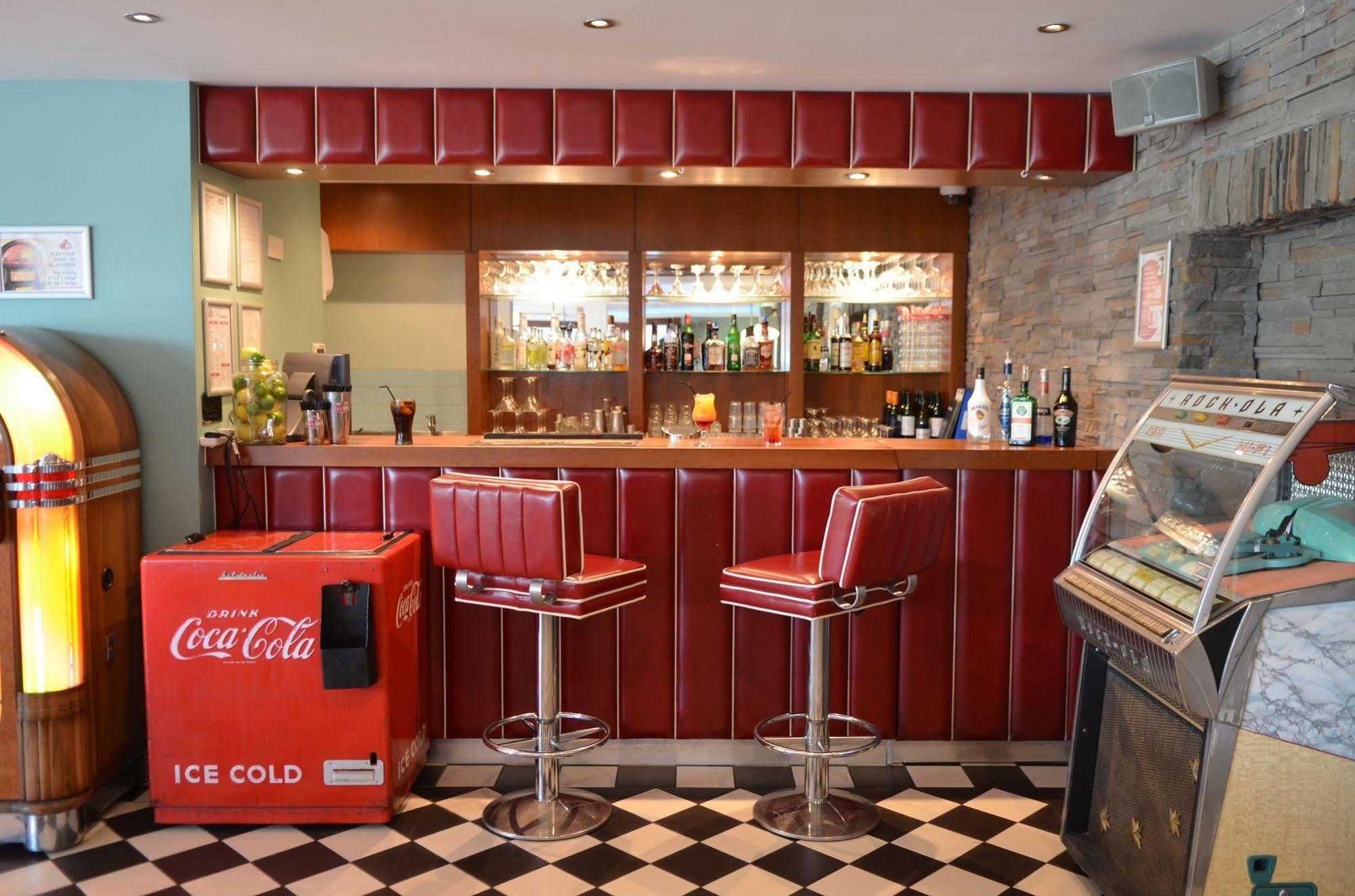 7Hotel Diner Halstead  Luaran gambar