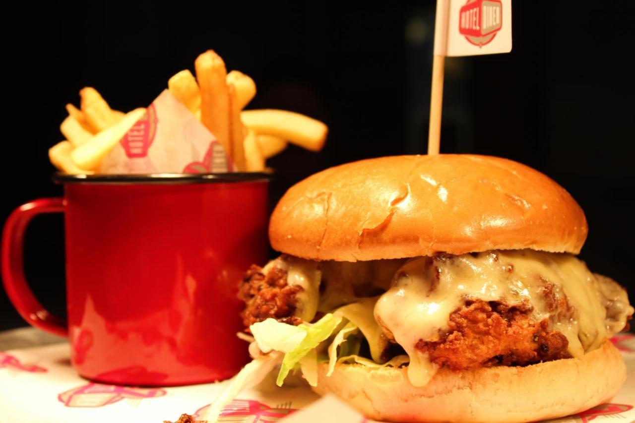 7Hotel Diner Halstead  Luaran gambar